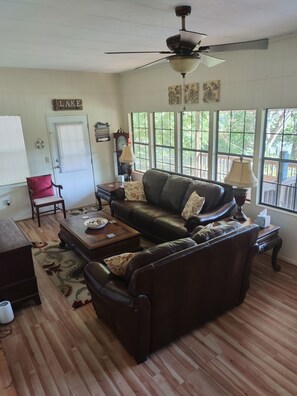 Smart-TV, DVD-Player