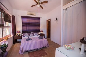 7 Schlafzimmer, Bügeleisen/Bügelbrett, Reisekinderbett, WLAN