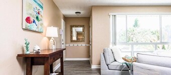 Private 4 bedroom Pool Home w 2 car garage, Walk to the Beach, Dog Friendly