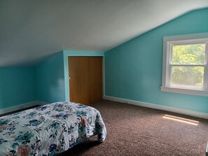 4 chambres, fer et planche à repasser, Wi-Fi gratuit, draps fournis