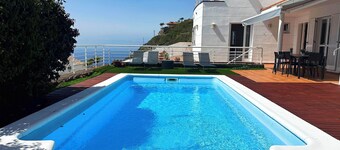 Home2Book Stunning Villa Raquel, Pool & View