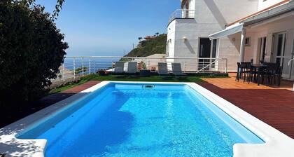 Home2Book Stunning Villa Raquel, Pool & View