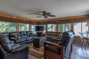 Smart TV, fireplace, video games, DVD player