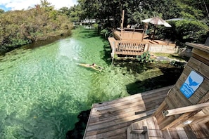 Property grounds - River Run Retreat Weeki Wachee (Spring Hill)