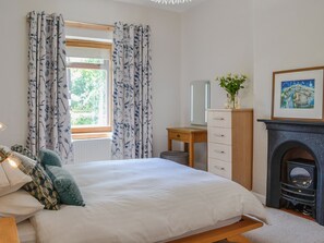 2 chambres, accès au Wi-Fi (inclus), literie fournie