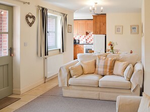 Living area - 2 bedroom accommodation in Rollesby, near Great Yarmouth (Rollesby, near Great Yarmouth)