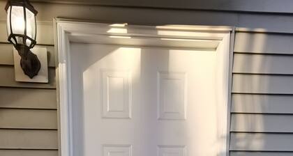 Private entrance and close by trails and park