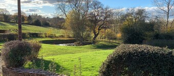 Detached former granary, the perfect base to explore Shropshire.