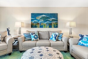 Smart TV, offices, printers - Private Beach Access with Incredible Gulf & Sunset Views  (Fort Myers Beach)