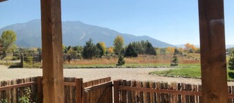 Casita Alamitas--cozy new construction