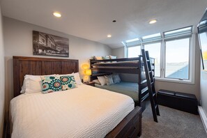 1 chambre, fer et planche à repasser, accès au Wi-Fi (inclus)