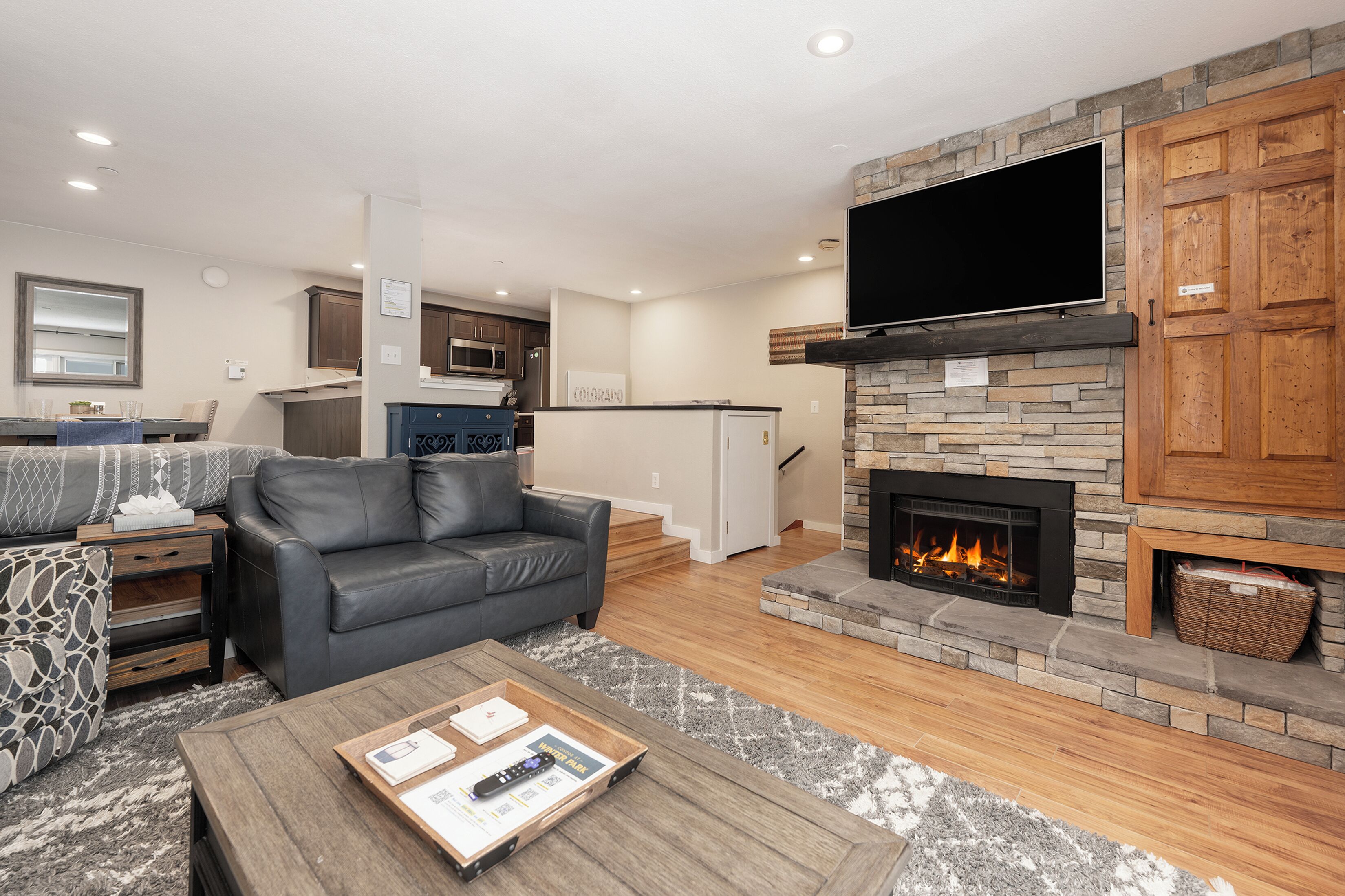 Smart TV, fireplace, printers
