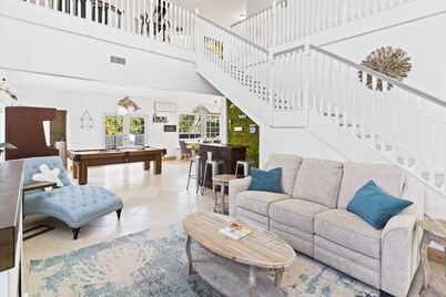 Large Family Retreat • Pool • Game Room • Gym • Near Beaches • Shopping!