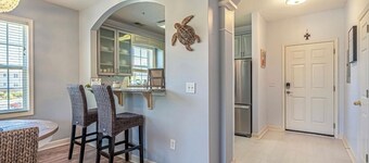 Upgraded❤️ Gorgeous 🏖️ 2bd2ba condo Barefoot Resort two pools <—North Myrtle Beach