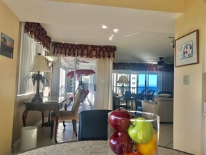 Interior - Beautiful 7th floor end unit condo with panoramic view steps from the beach! (Naples)