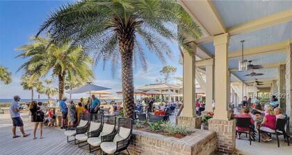 House in Sea Pines w Parking, Bikes, Trail, Fire Pit, BBQ Grill