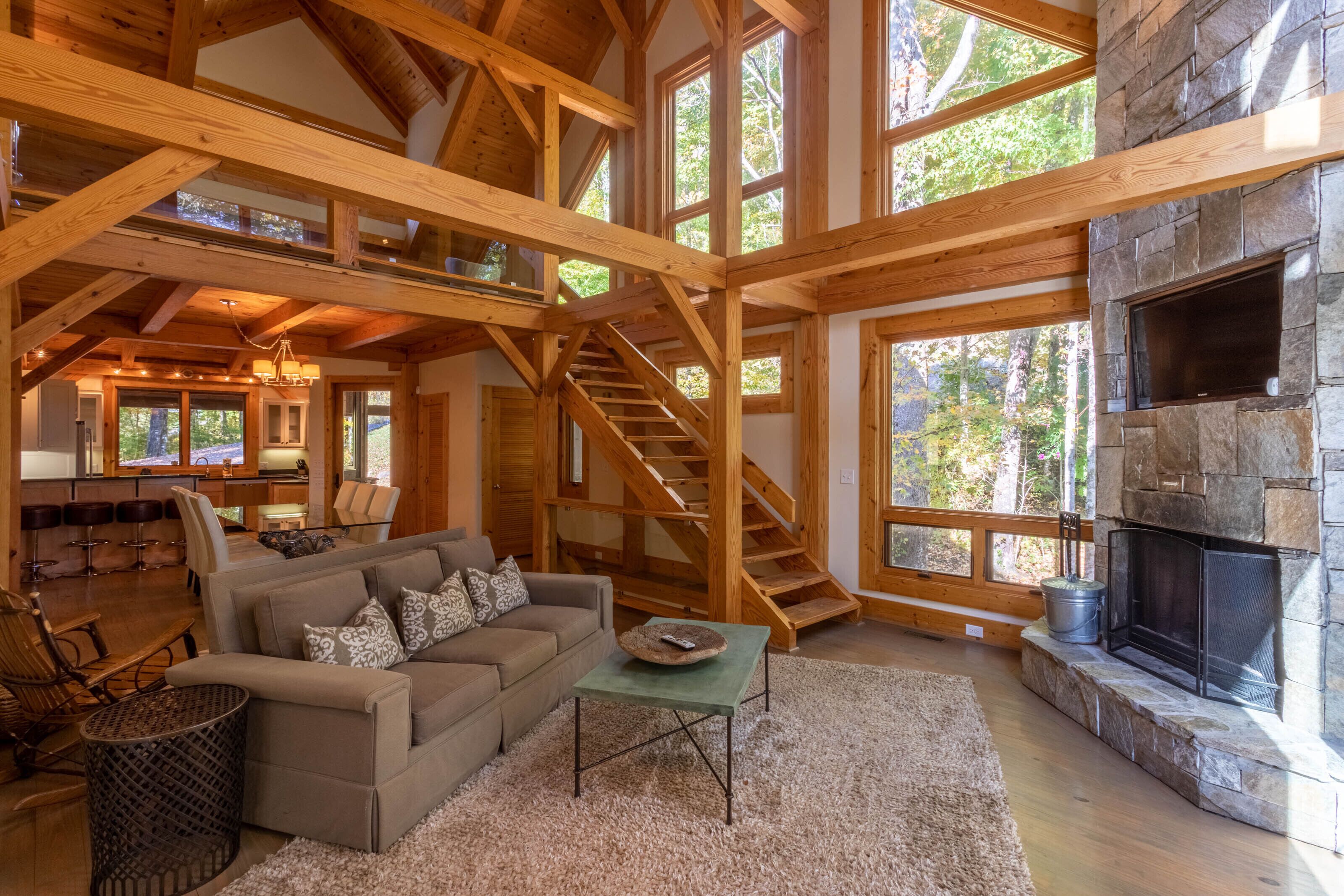 TV, fireplace, stereo