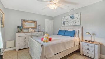 1 chambre, fer et planche à repasser, Wi-Fi gratuit, draps fournis