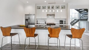 Condo, Multiple Beds (Gossamer Breeze) | Exterior - Gossamer Breeze (Ottawa)