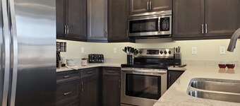 Navahouse w/ Game Room, sleeps 6, by Antelope Canyon