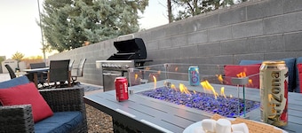 Navahouse w/ Game Room, sleeps 6, by Antelope Canyon