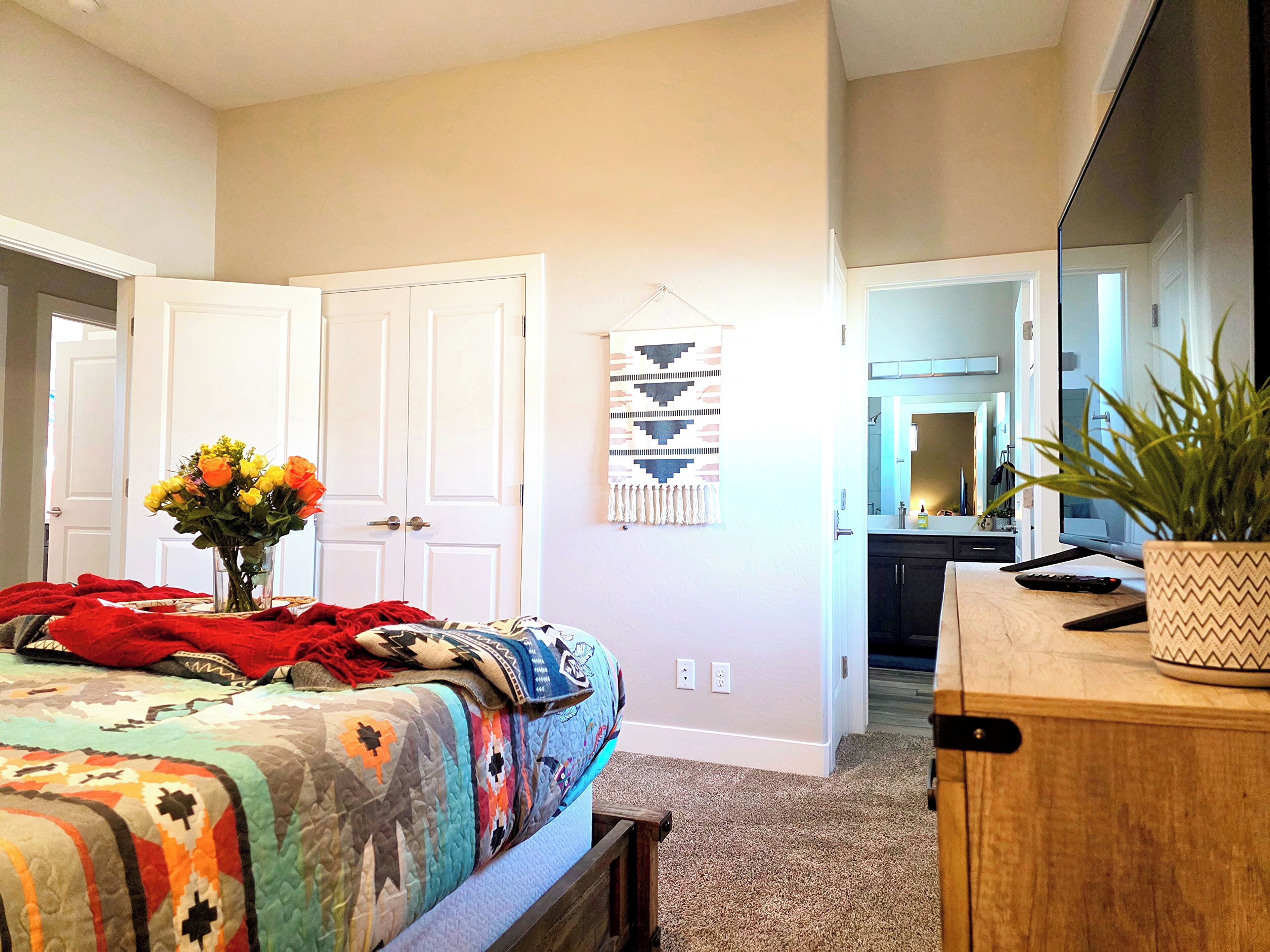 2 chambres, accès au Wi-Fi (inclus), literie fournie