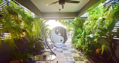 Stylish Retreat at Hua Hin's Top Beach