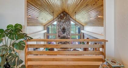 Gorgeous Estate Home on 186 Acre Ranch only minutes from Colorado Springs or AFA