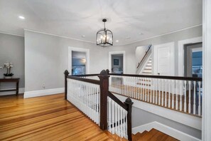 Interior - Magnificent Ferncrest - Towering Home on the Coast (Groton)