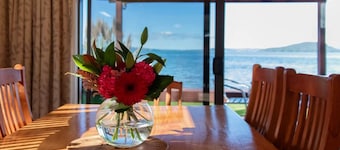 Parawai Lakehouse Sanctuary