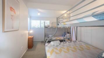 4 bedrooms, iron/ironing board, travel cot, WiFi