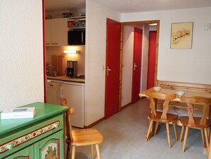 Dining - Charming apt for 6 with pool in Arêches-Beaufort (Arêches-Beaufort)