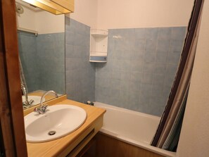 Bathroom - Triplex for 6 in the center, close to slopes (Arêches-Beaufort)