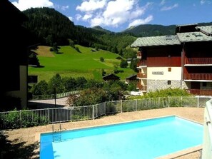 Pool - Cozy 4/5 Pers Apartment with Balcony, Pool Access & Close to Ski - 2 Stars (Arêches-Beaufort)