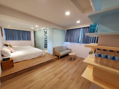 Standard Quadruple Room, Non Smoking | Free WiFi, bed sheets