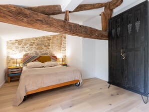 2 bedrooms, free WiFi