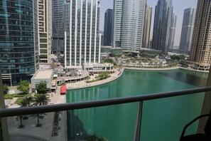 Property grounds - Top luxurious fully furnished 5* studio in JLT (Dubai)