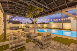 Udendørs pool, opvarmet pool