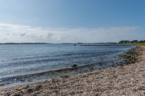In Strandnähe, Liegestühle