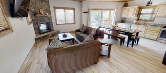 Paradise Found on the River - In Town - New Property - Pet Friendly