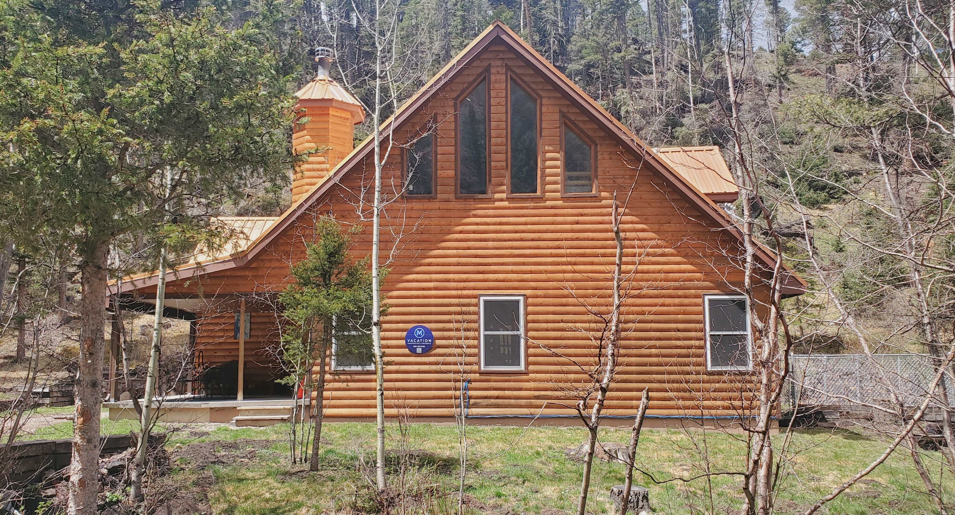 Creekside Cabin - Upper Valley - New Property - Pet Friendly