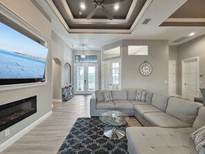 Smart TV, fireplace, offices, printers