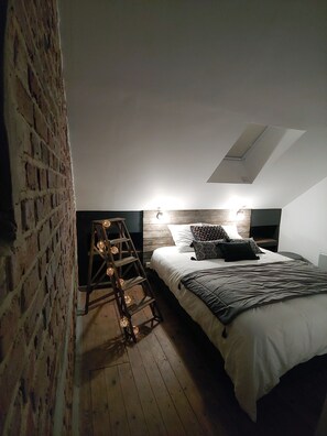 1 chambre, chambres insonorisées, Wi-Fi gratuit, draps fournis