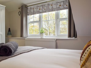 2 chambres, Wi-Fi gratuit, draps fournis
