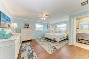 3 makuuhuonetta, silitysrauta/-lauta, internet