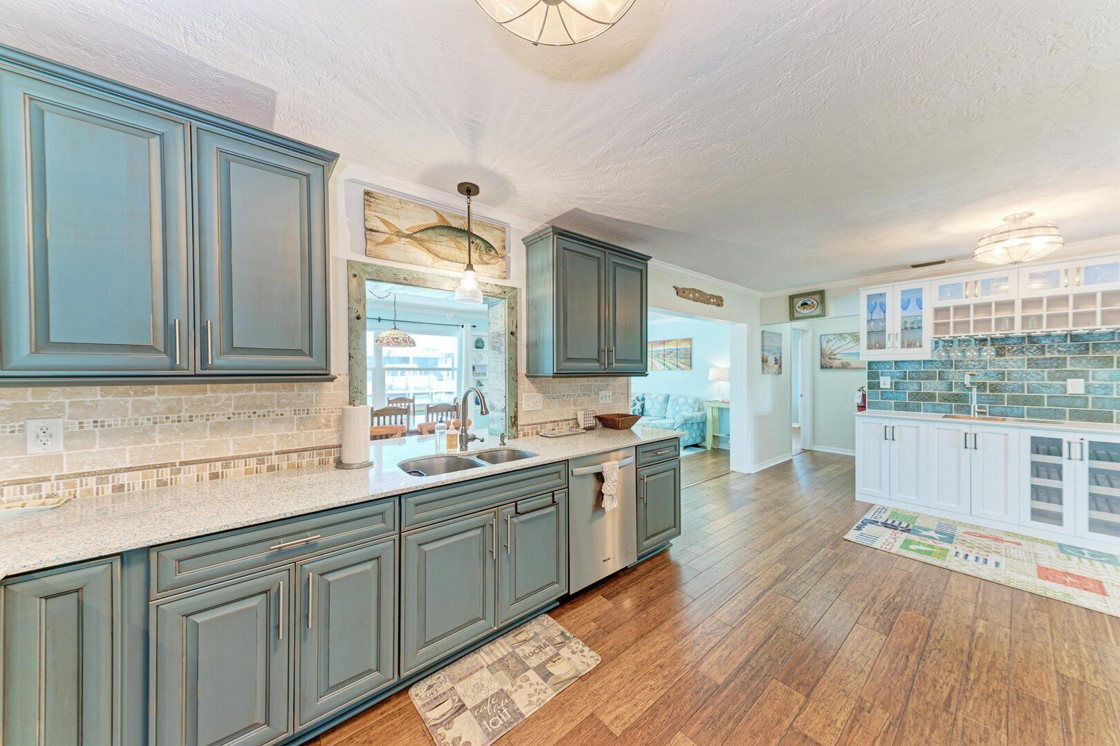 Fridge, microwave, dishwasher, coffee/tea maker