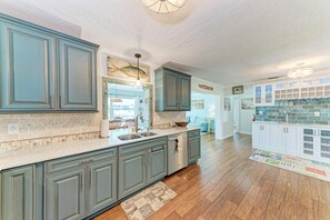 Fridge, microwave, dishwasher, coffee/tea maker