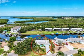 Unclassified image, 4 of 42, button