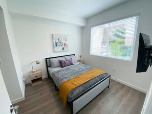 2 bedrooms, desk, iron/ironing board, free WiFi