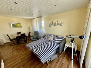 Smart TV, DVD player, books